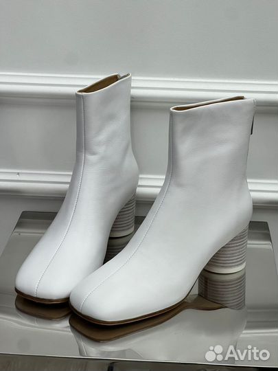 Полусапоги женские MM6