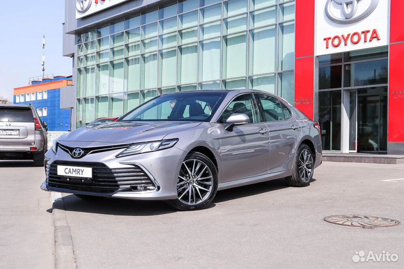 Toyota Camry 2.0 CVT, 2024