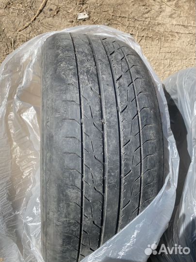 Toyo 310 215/55 R17