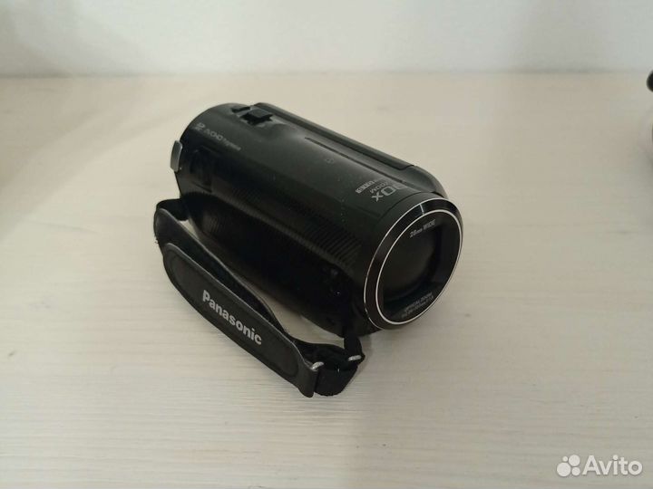Видеокамера Panasonic HC-V250