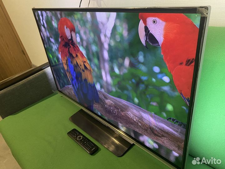 Телевизор Philips 42PFL6877 3D Smart TV
