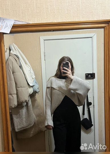 Свитер женский