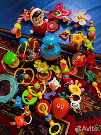 Игрушки для малыша