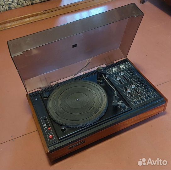 Проигрыватель Арктур 004, 2 колонки, эквалайзер