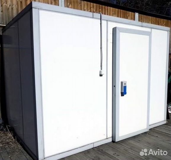 Дверь для холодильной камеры