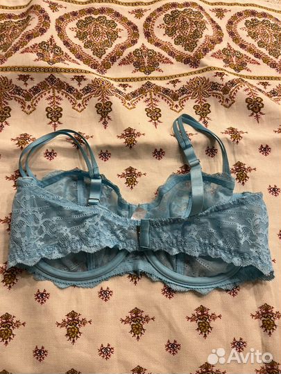 Бюстгальтер chantelle 85E Франция