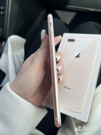 iPhone 8 Plus, 64 ГБ