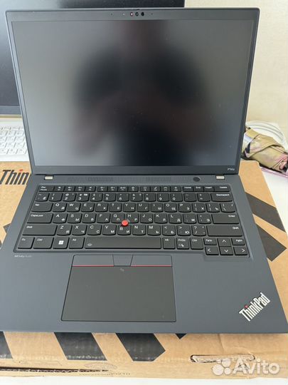 Ноутбук Lenovo thinkpad P14s Gen 4 R7-7840U