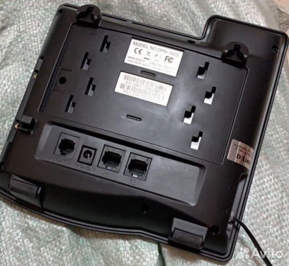 Телефон VolP-телефон D-link DPH-150S