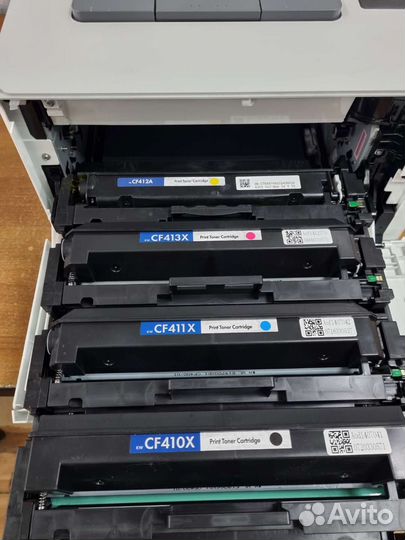 Принтер HP Color LaserJet Pro M452dn