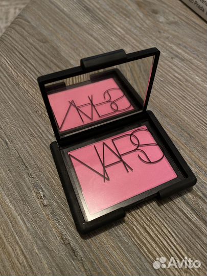 Румяна nars