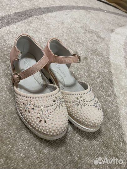 Туфли для девочки 29