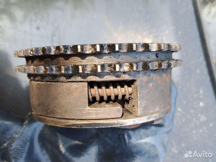 Шестерня привода тнвд на Мерседес w123 дизель