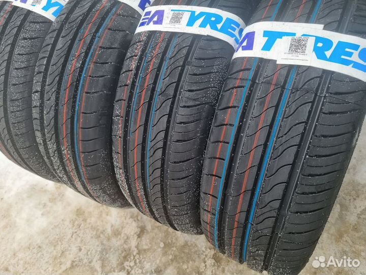 Viatti Strada 2 (V-134) 185/65 R15 92V