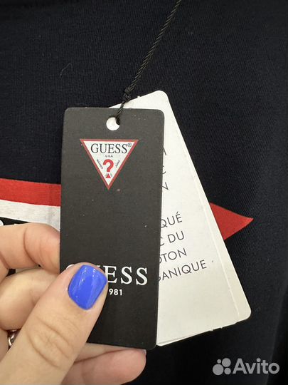 Футболка женская Guess