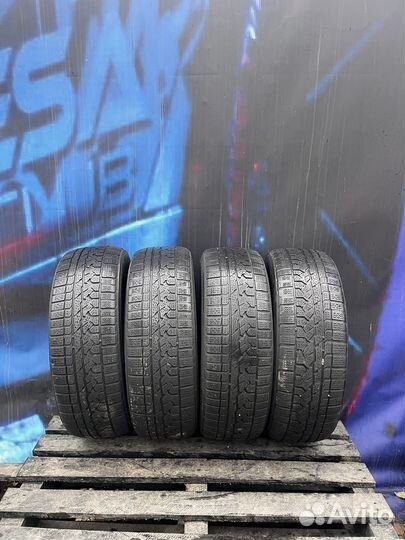 Kumho I'Zen RV Asymmetric 235/65 R17 103H