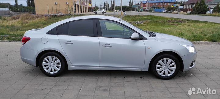 Chevrolet Cruze 1.6 AT, 2009, 200 600 км