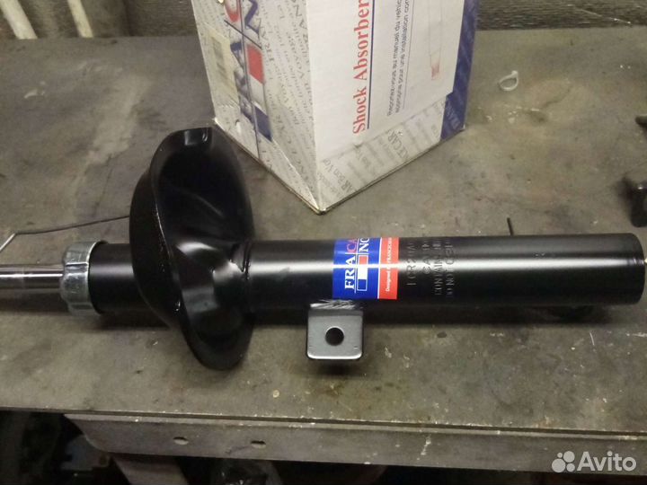 Амортизатор форд передний правый новый 99-04г