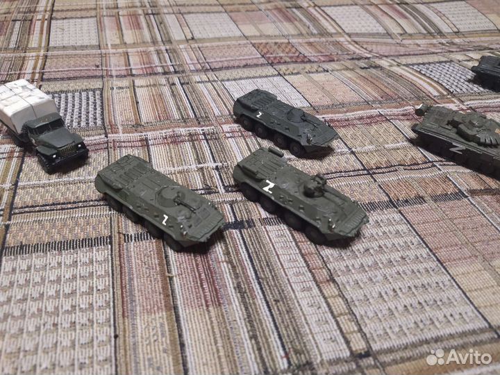 Модели бронетехники 1/100