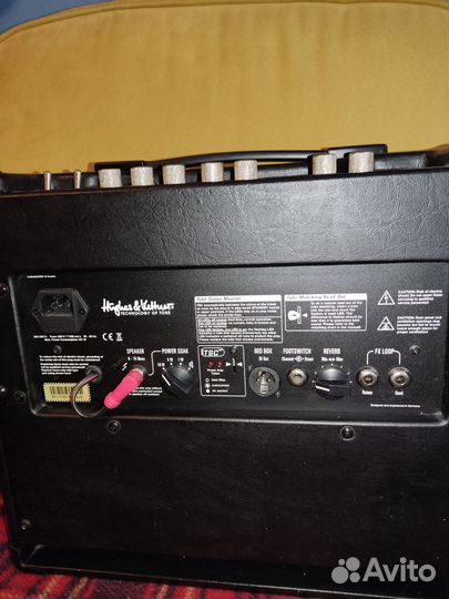 Комбо усилители Hughes & Kettner и Roland KC 350