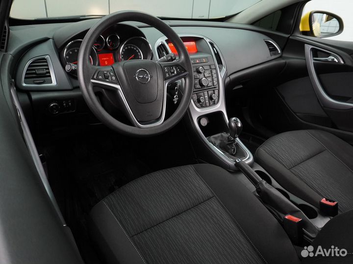 Opel Astra GTC 1.8 МТ, 2013, 70 956 км