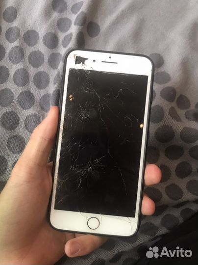 Телефон iPhone 7 plus