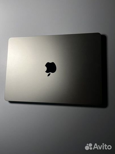 Apple macbook air 13 2022 m2