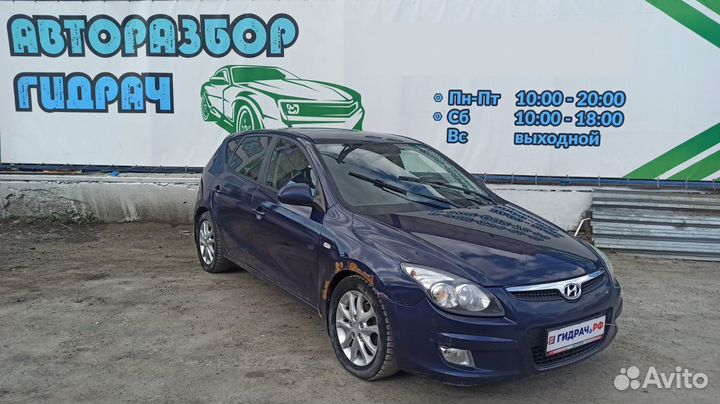 Переключатель поворотов подрулевой Hyndai i30 93410-2R030