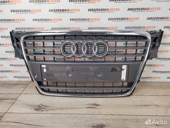 Решетка радиатора Audi A4 B8 универсал 8K5 2.0 TDI