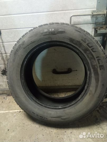 Tigar SUV Ice 215/65 R16