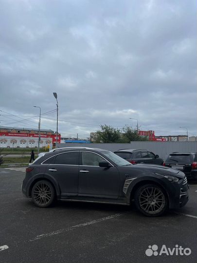 Infiniti FX37 3.7 AT, 2011, 200 000 км