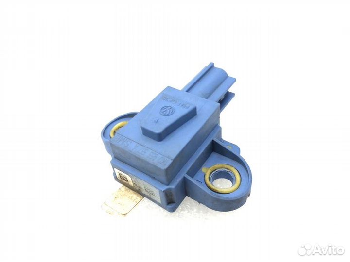 Датчик airbag передний левый Volkswagen Jetta 1K2