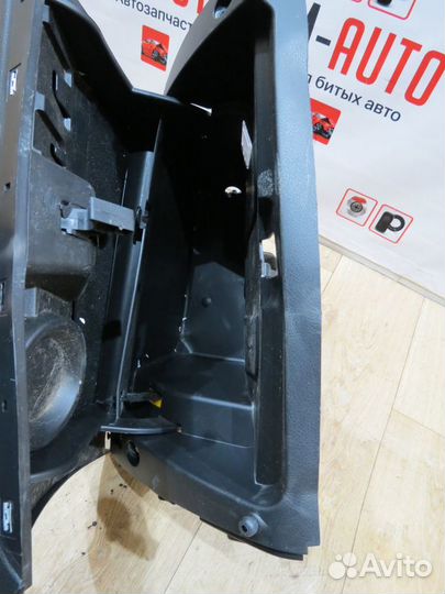 Бардачок LADA Vesta SW Cross