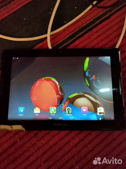 Планшет Lenovo