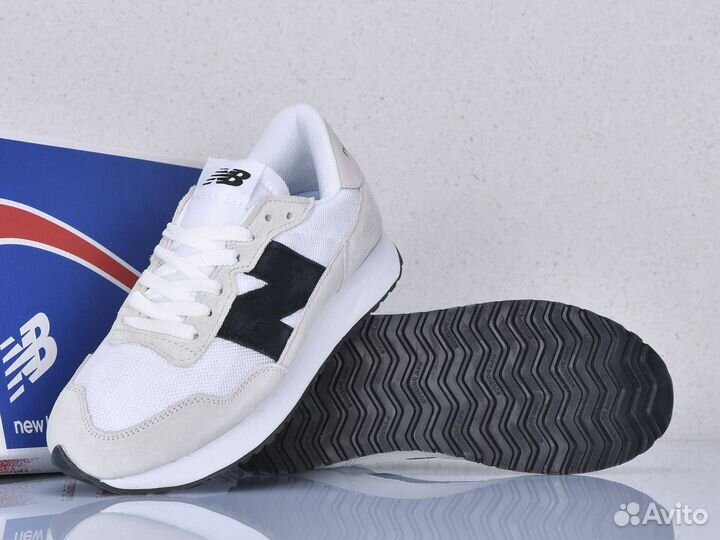 Кроссовки New Balance 237 натуральная замша