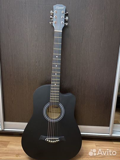 Акустическая гитара belucci