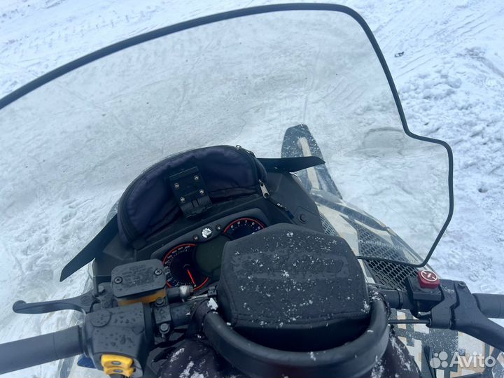 Cнегоход BRP Lynx Commander Extrim 600 LTD