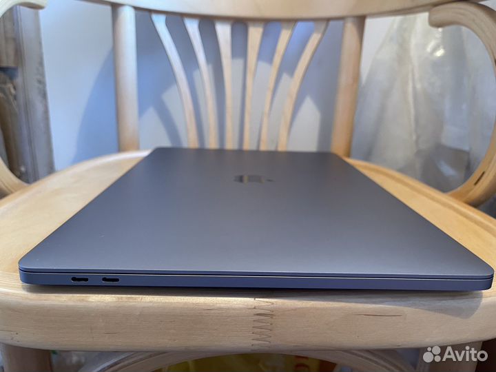 Macbook Pro 16 2019 i7 ssd500gb touch bar