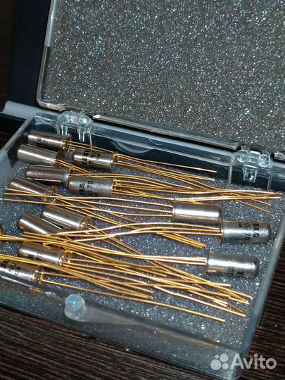 Транзисторы tesla, 107NU70