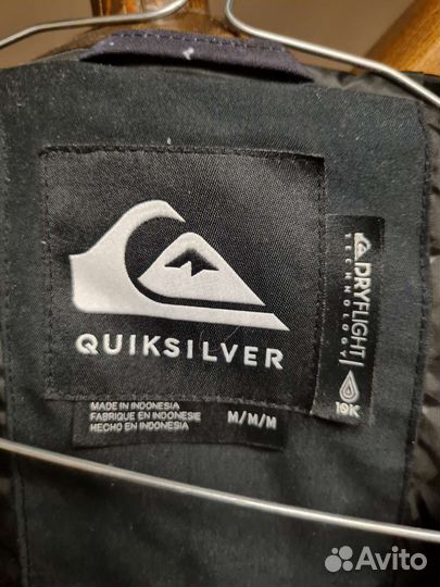 Сноубордическая куртка мужская