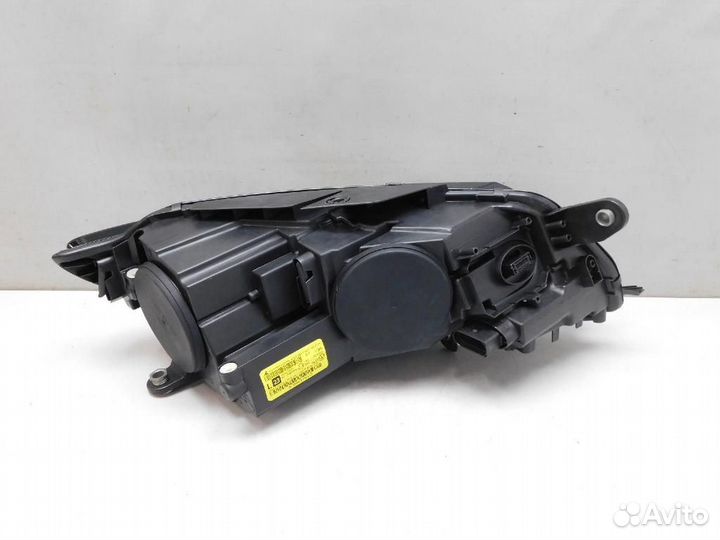 Фара левая Volkswagen Passat CC