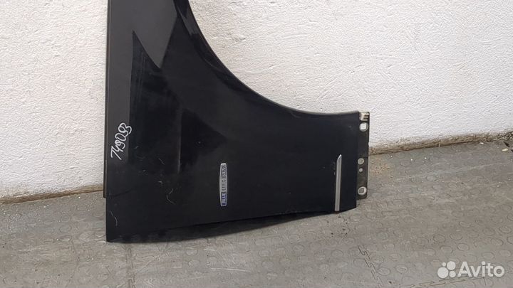 Крыло правое переднее Mercedes C W204