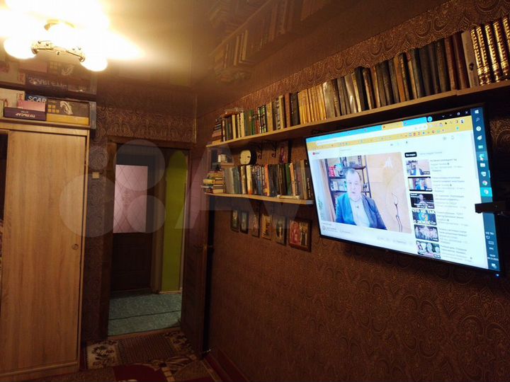 2-к. квартира, 49 м², 1/2 эт.