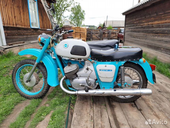 Продам мотоцикл Иж Ю 3К