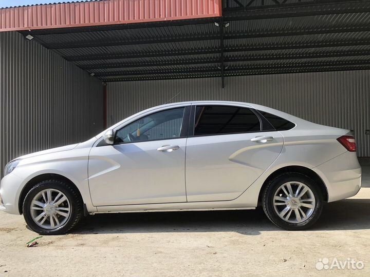 LADA Vesta 1.6 МТ, 2018, 100 000 км