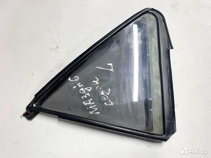 Форточка левая Mzsda 6 GG