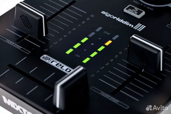 Reloop Mixtour Pro