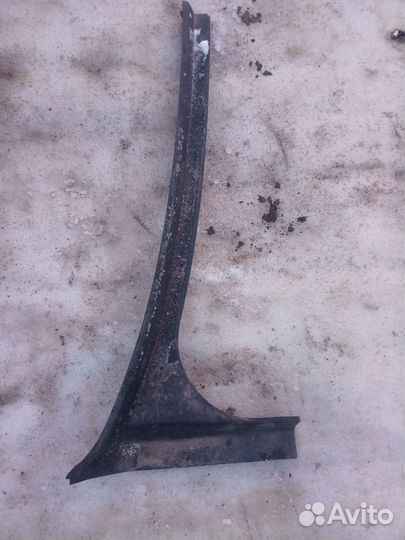 Водосток крышки багажника правый Audi A8 D3