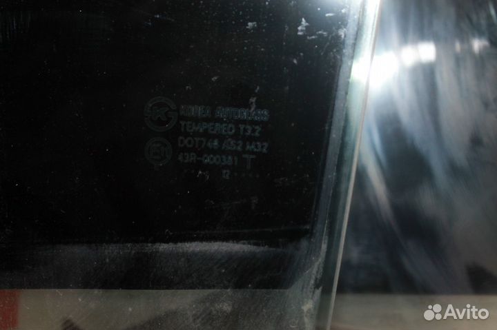 Стекло заднее Kia Rio 3