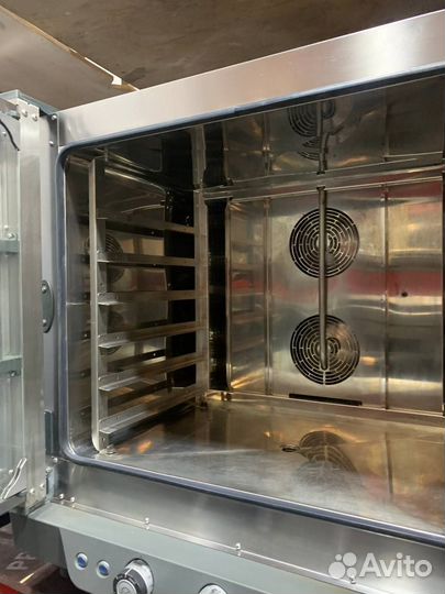 Конвекционная печь Unox 6 уровней